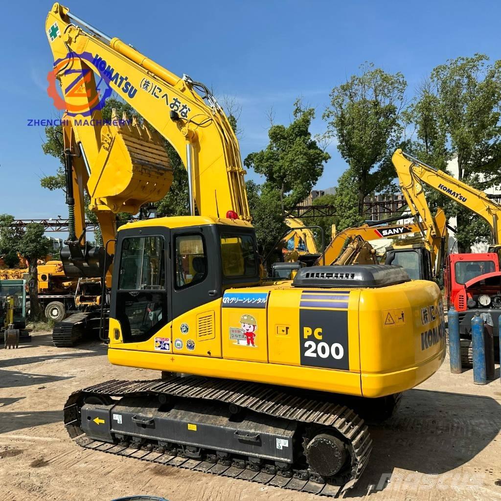 Komatsu PC 200-7 Beltegraver