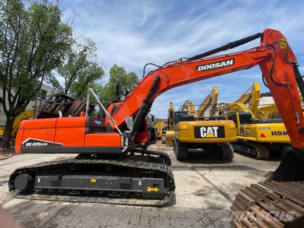 Doosan DX 225 Midigravere 7 - 12t