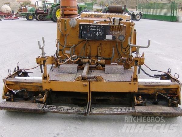 Case F25V Asfaltutleggere