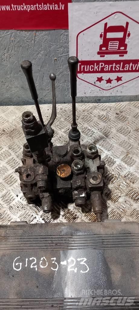 Scania 93 divider Hydraulikk