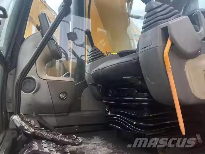 CAT 325 D Beltegraver