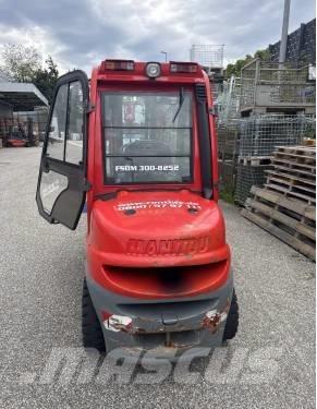 Manitou MI 30 D Diesel Trucker