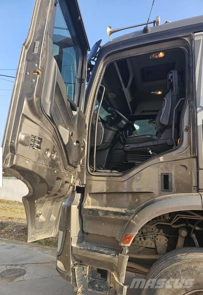 Mercedes-Benz 3951 Mini dumpere