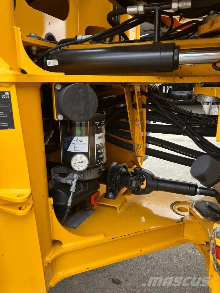 JCB 435S Traktorer