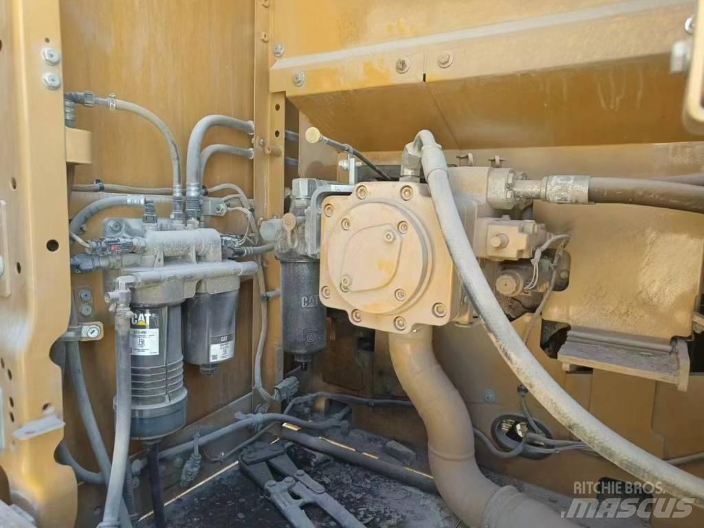 CAT 320 GC Beltegraver