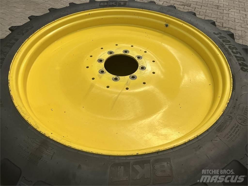 BKT 340/85R48 Dekk, hjul og felger