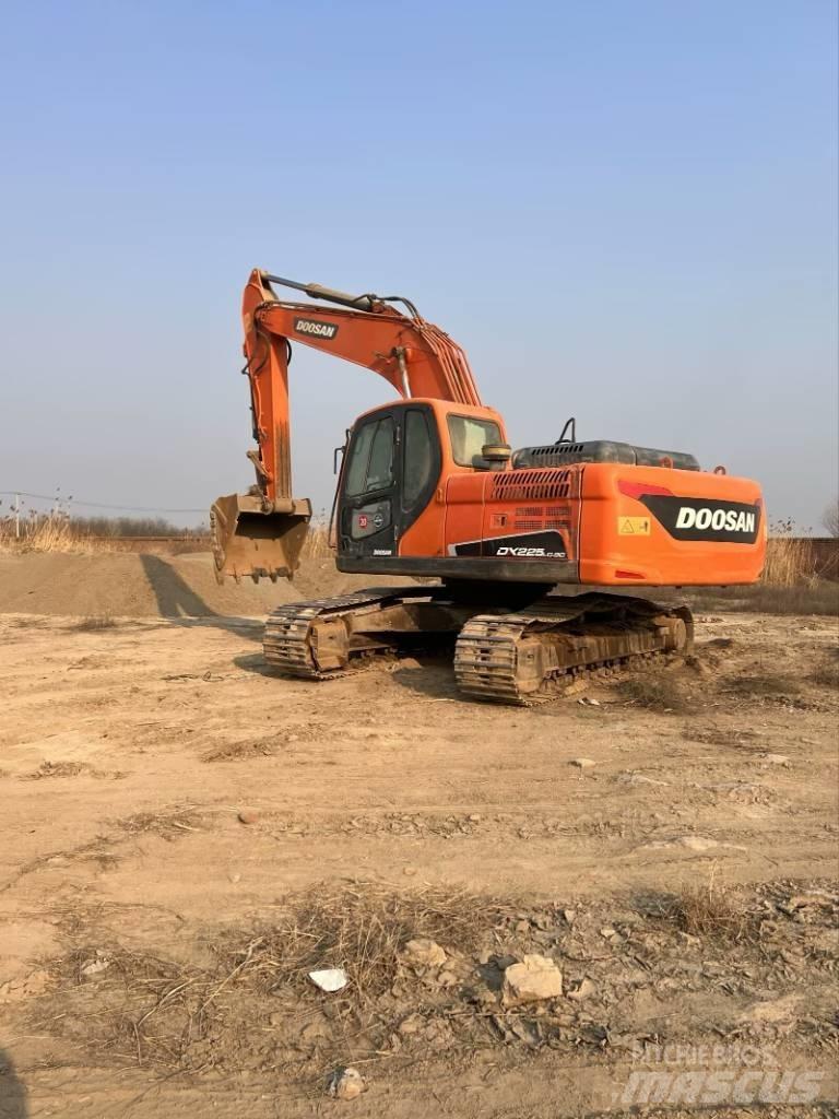 Doosan DX225LC-9C Beltegraver