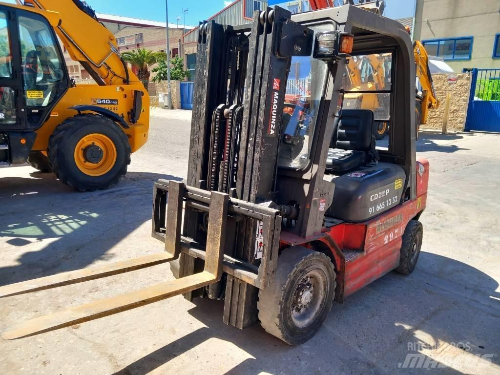 Manitou CD 25 P Diesel Trucker