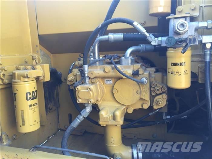 CAT 320 D Beltegraver