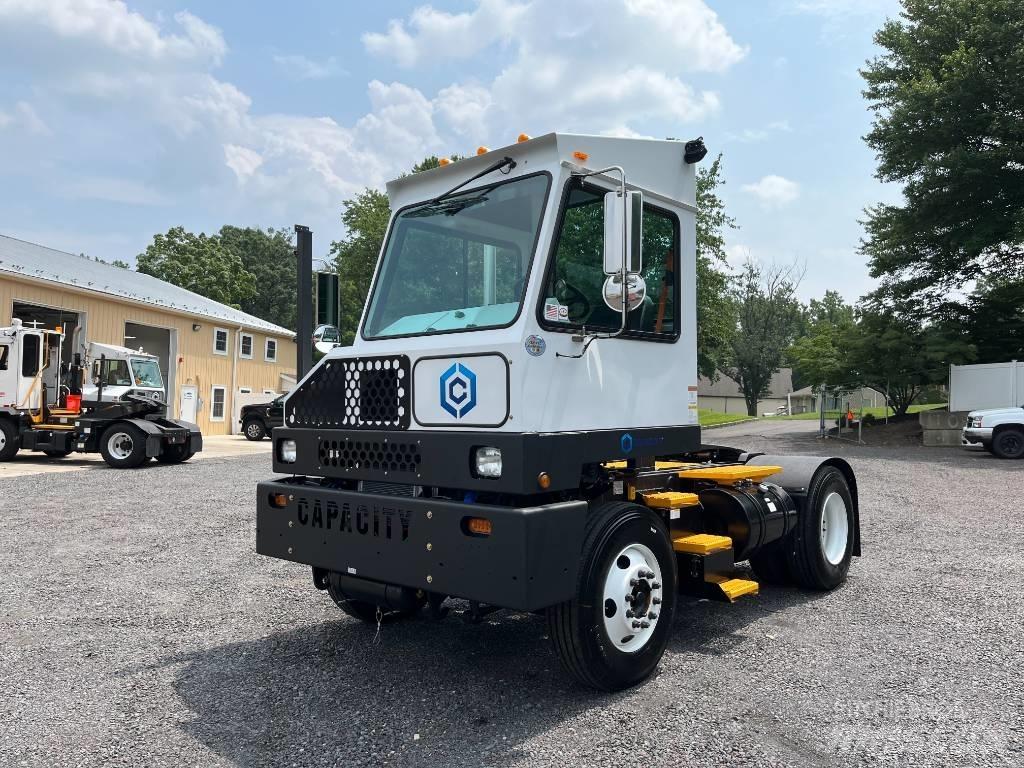 Capacity TJ5000 DOT Terminaltraktor