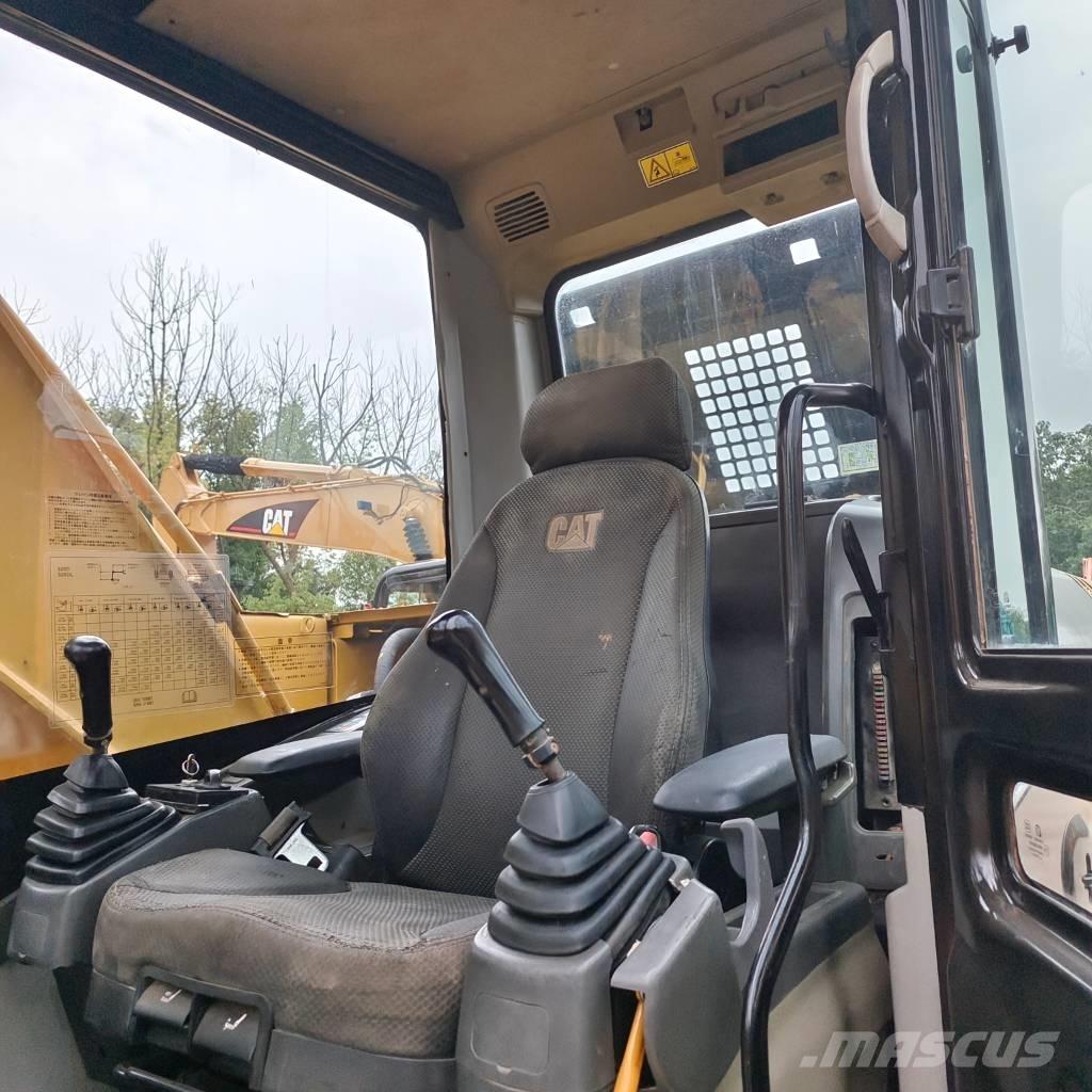 CAT 320 D Beltegraver