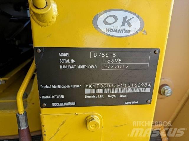 Komatsu D 75 S-5 Beltelastere