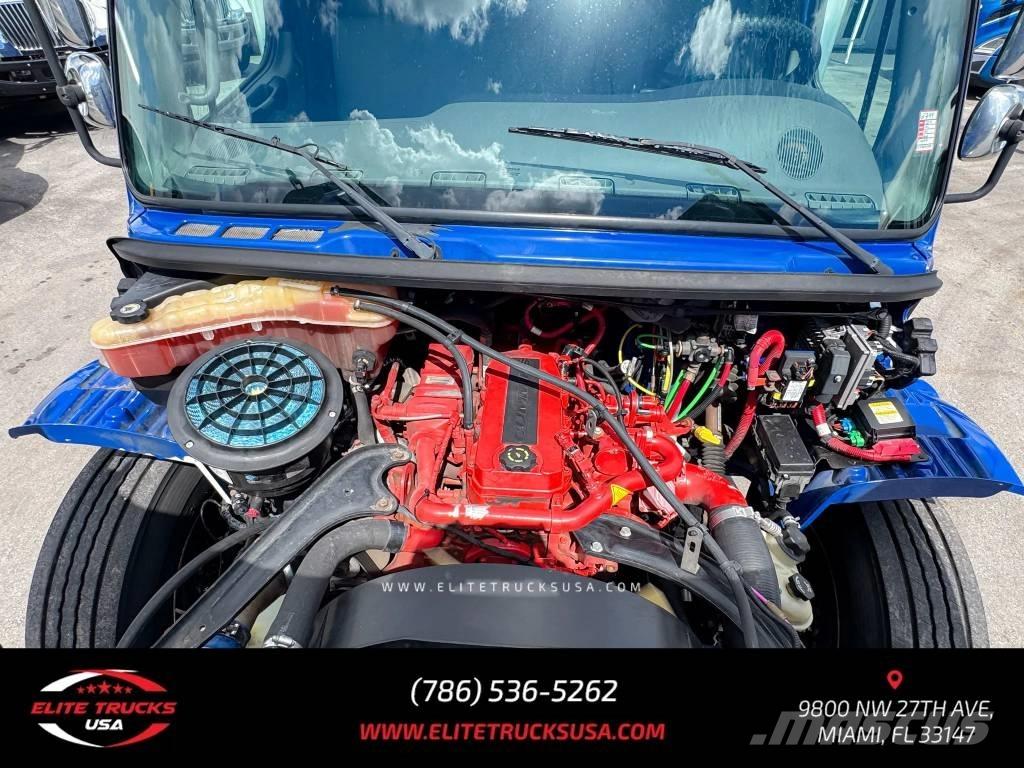 Freightliner M106 Andre lastebiler