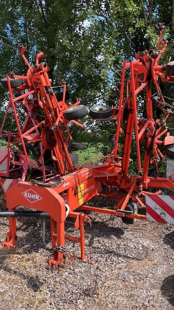 Kuhn GF 8501 T Raker og høyvendere
