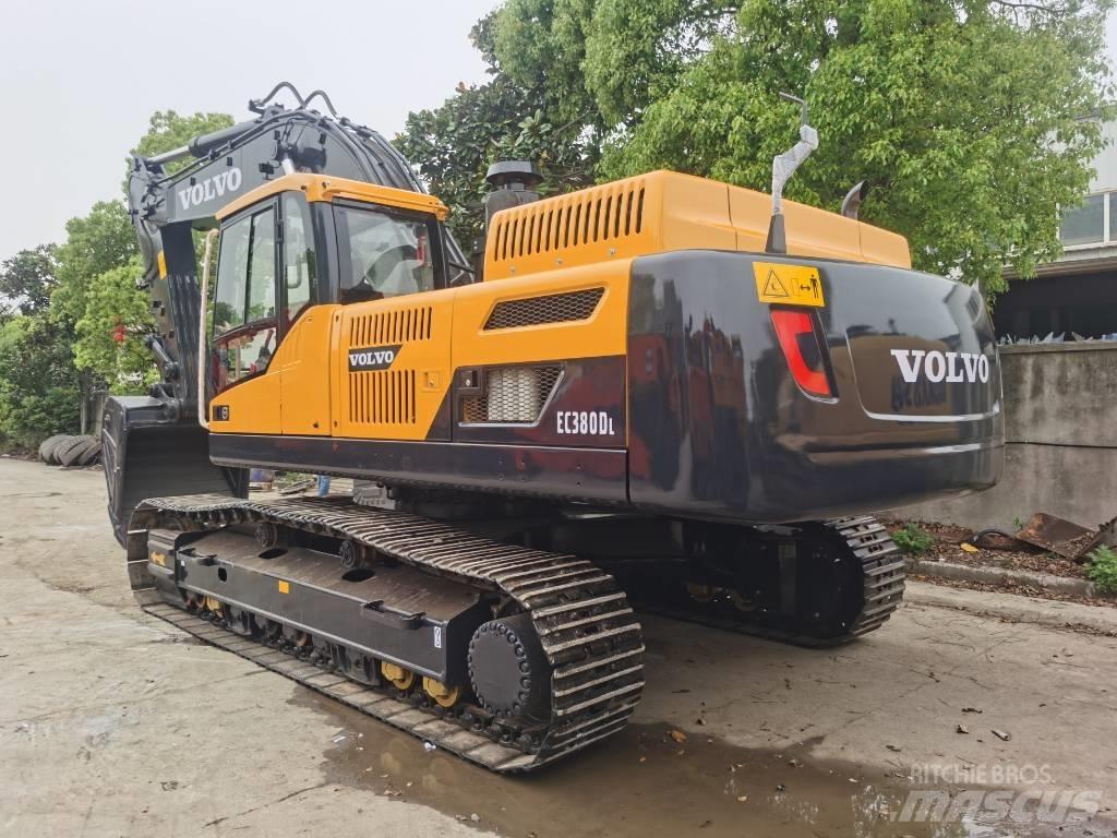 Volvo EC 380 D L Beltegraver