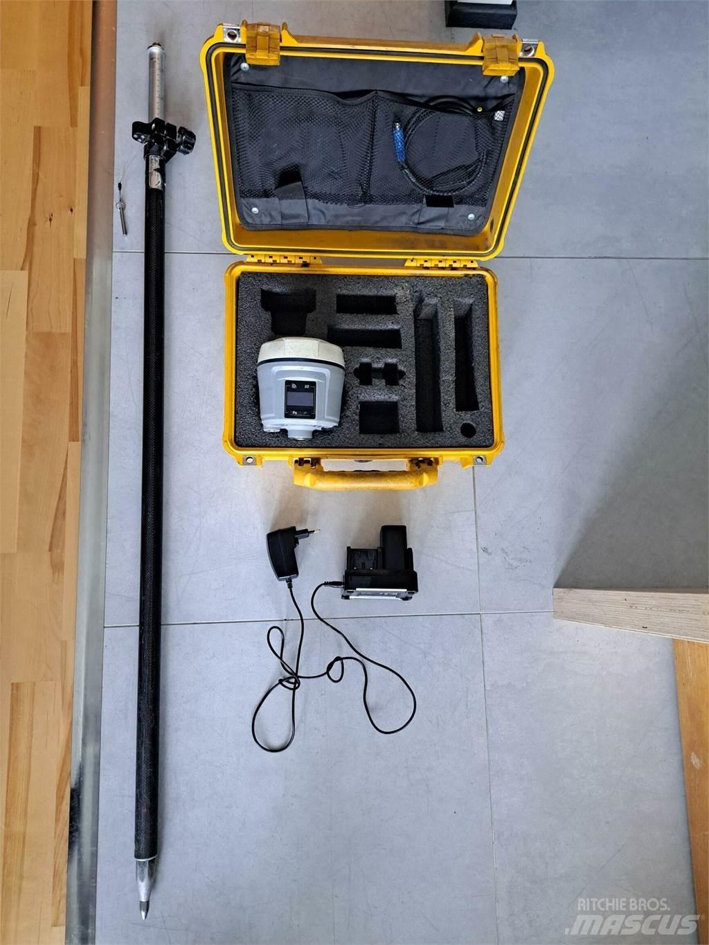  CHC i80 GNSS Instrumenter, måle- og automatiseringsutstyr