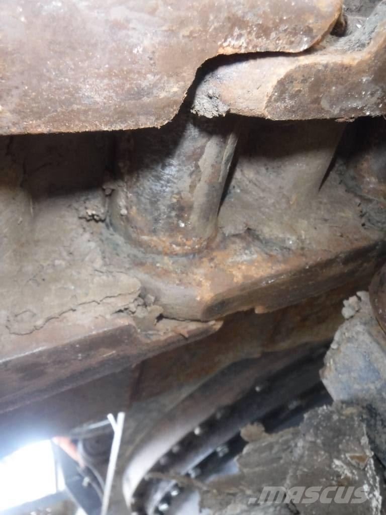 Hitachi ZX 210 LC-6 Beltegraver