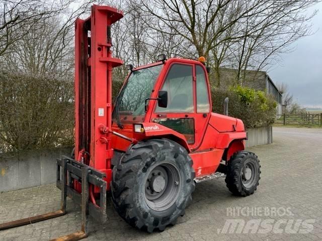 Manitou M 26.4 Terrenggående gaffeltruck