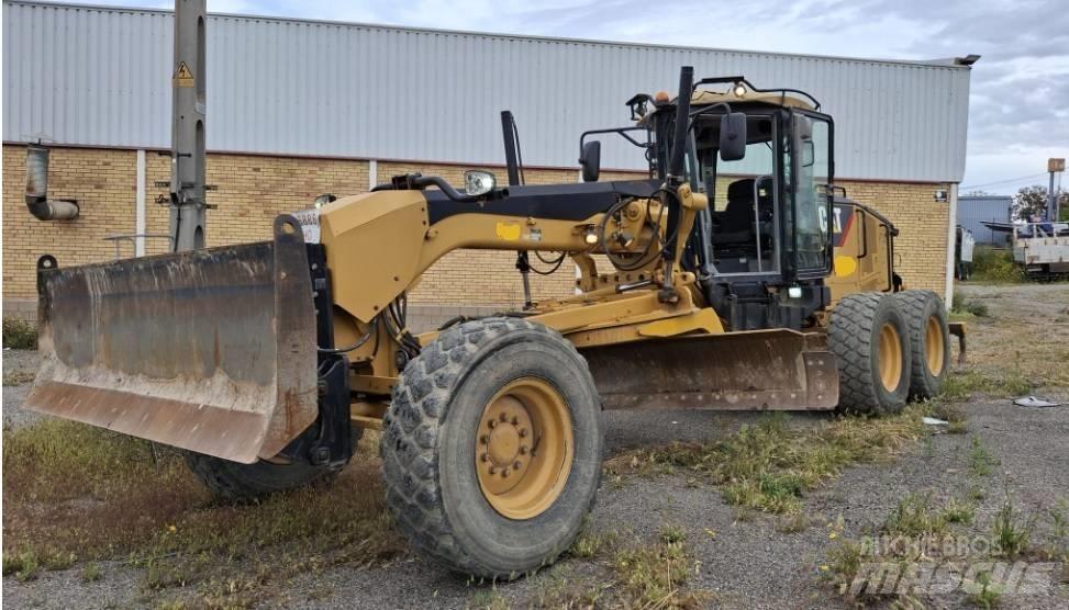 CAT 140 M Veihøvler