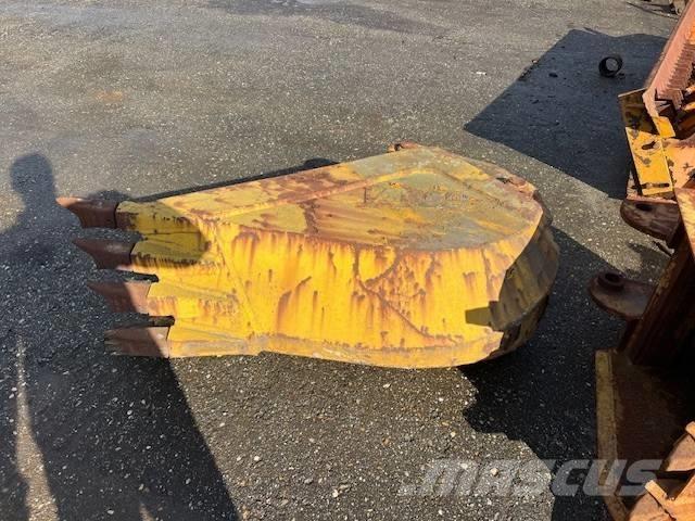 ADCO 100 Bommer og stikker