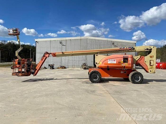 JLG 800AJ Leddede bomlifter