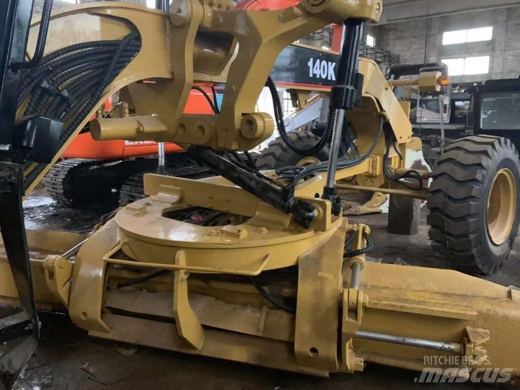 CAT 140 K Veihøvler