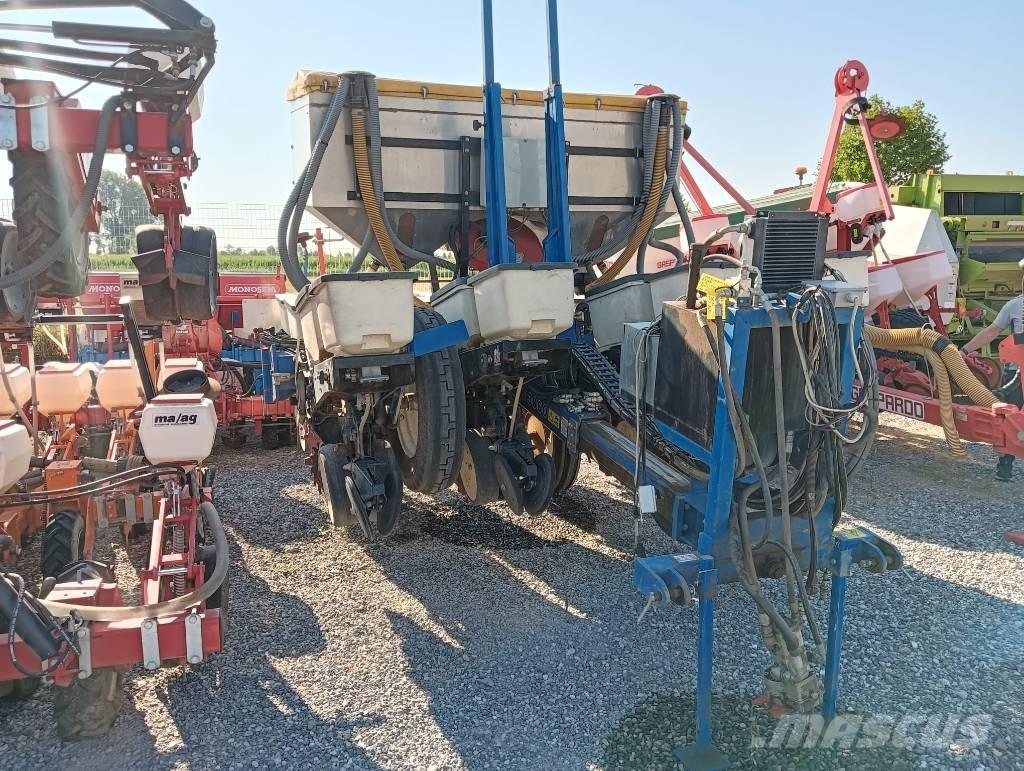 Kinze 3000 Sette- og Plantemaskiner