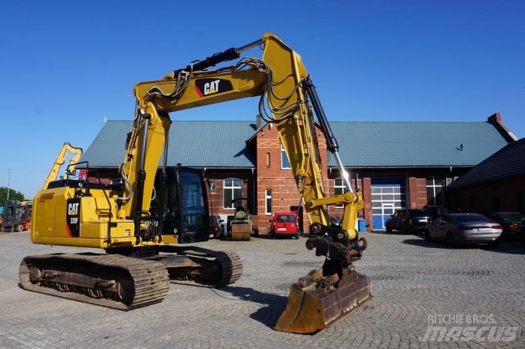 CAT 320 FL Beltegraver