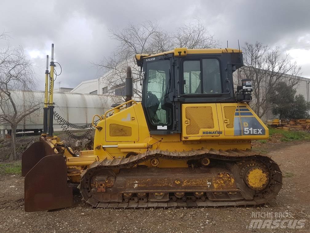 Komatsu D 51 EX-22 Dozere Beltegående
