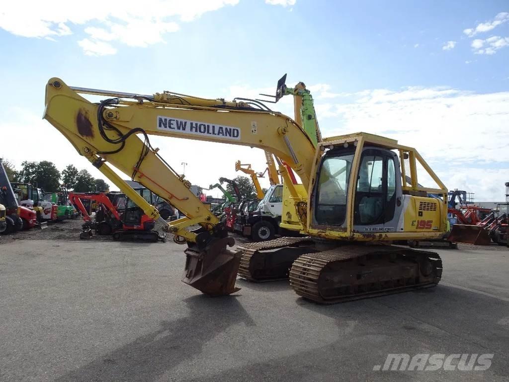 New Holland E195 Beltegraver