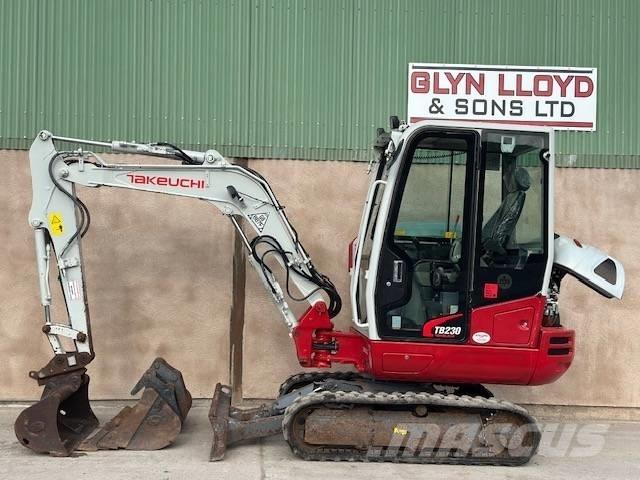 Takeuchi TB 230 Minigravere <7t