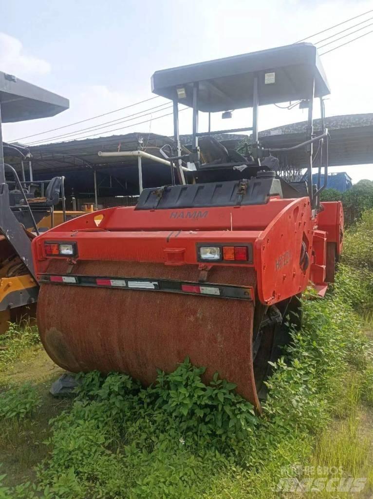  悍马  Hamm  HD120 Tandem Valser