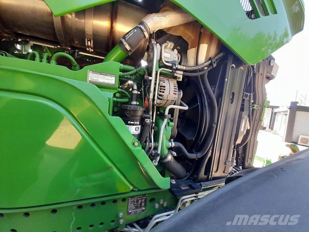 John Deere 6215R Traktorer