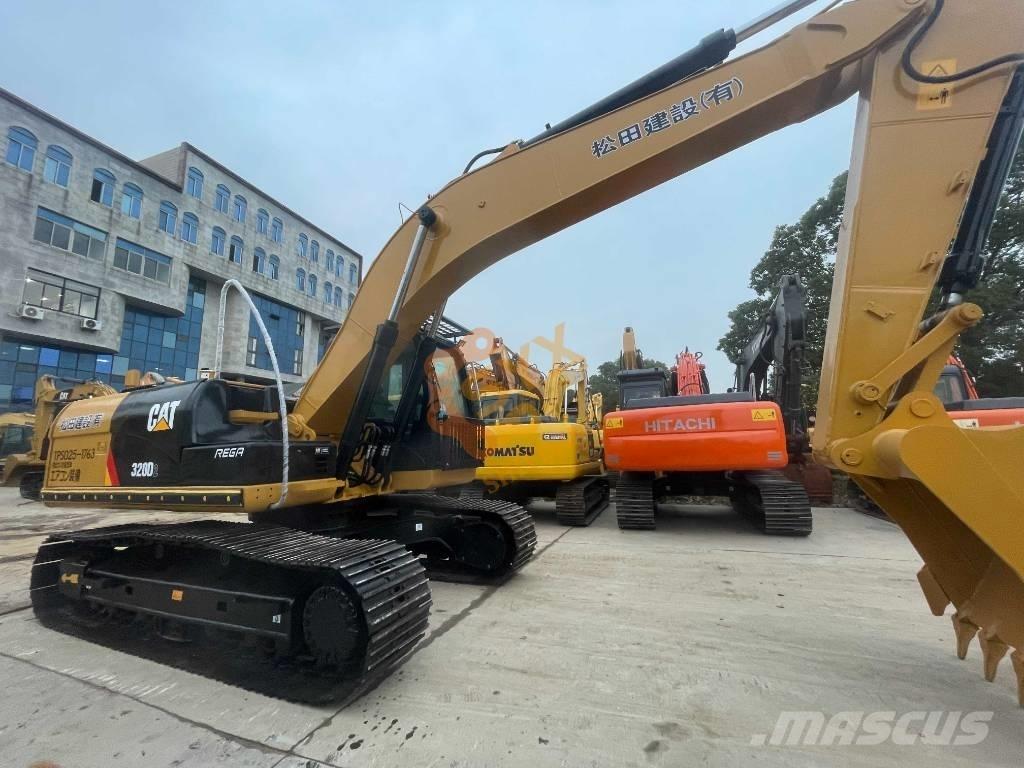 CAT CAT320 D2 Beltegraver