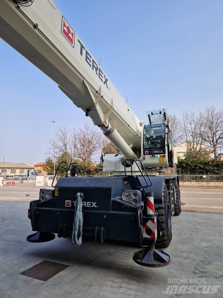 Terex RT1080L Røff terreng kraner