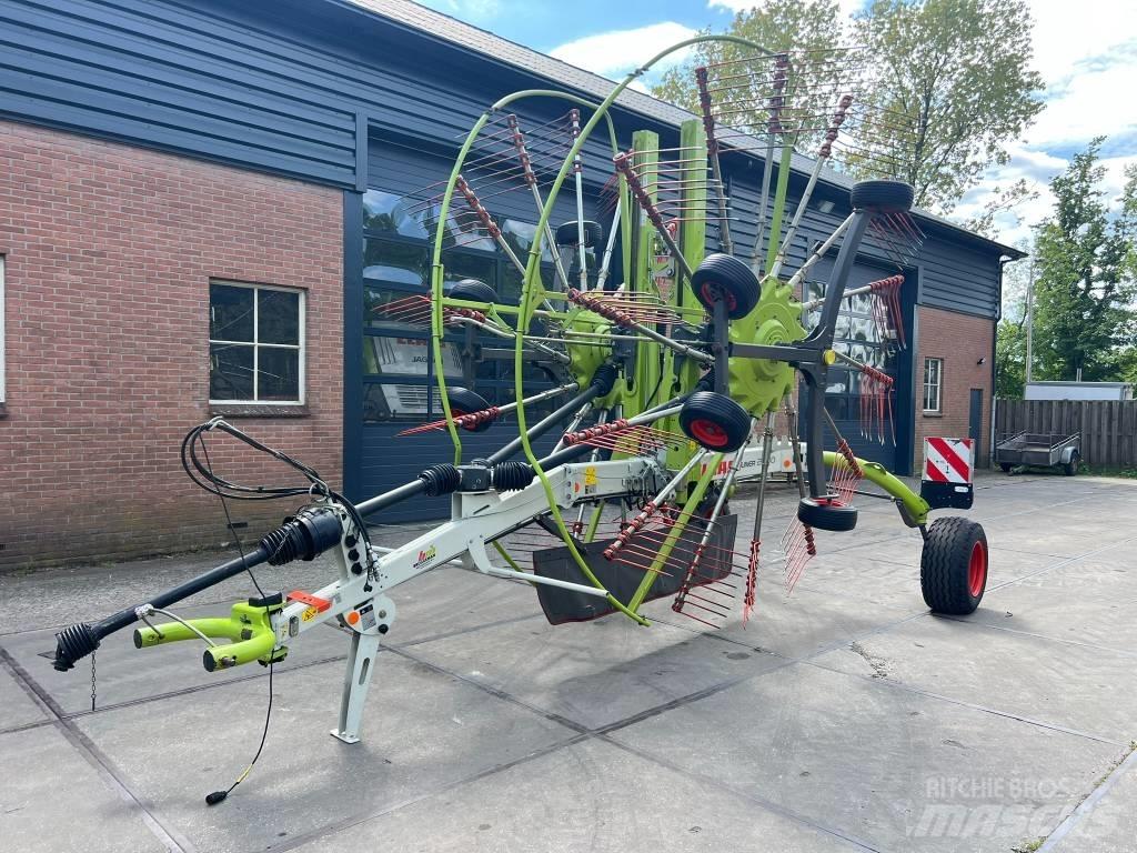 CLAAS Liner 2900 Svanser