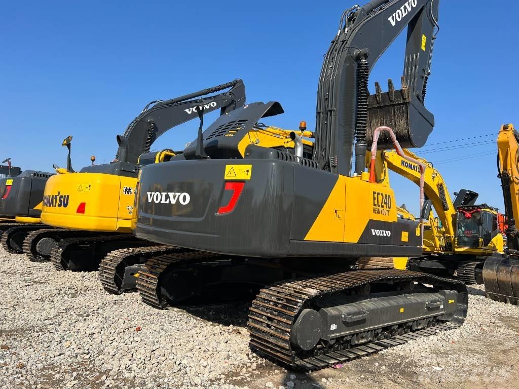 Volvo EC240DL Beltegraver