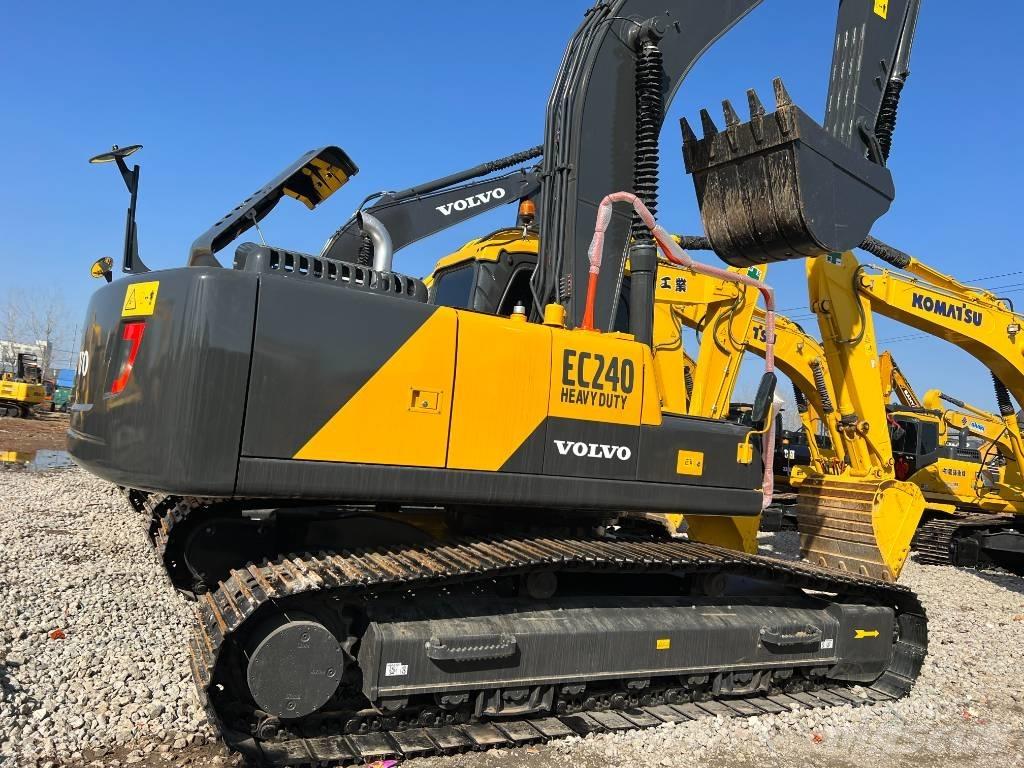 Volvo EC240DL Beltegraver