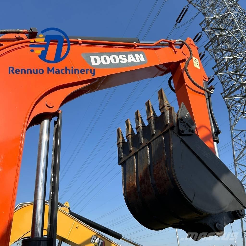 Doosan DX 60 Beltegraver
