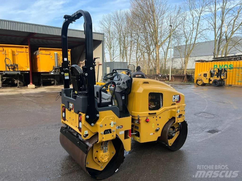 CAT CB 2.7GC Tandem Valser