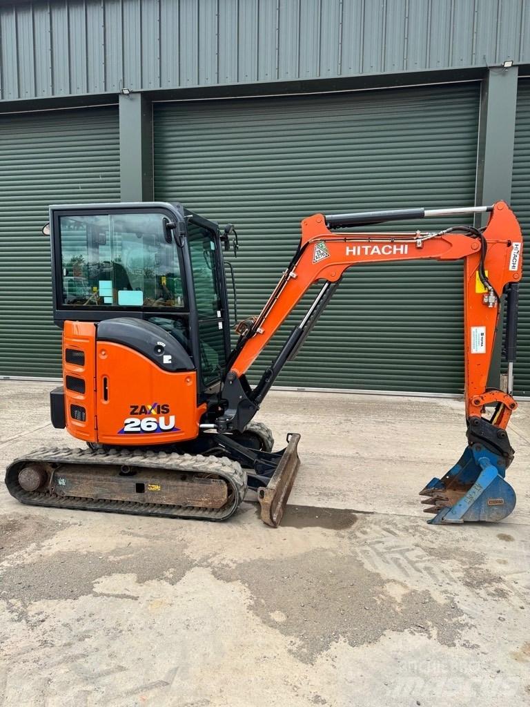 Hitachi ZX 26 U-6 CR Minigravere <7t