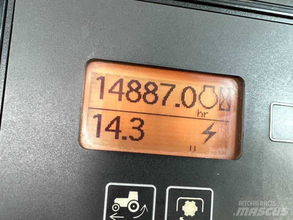 John Deere 8230 Traktorer
