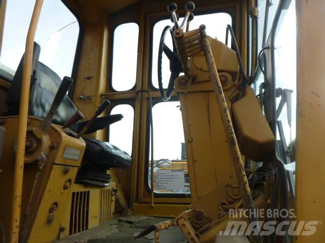 CAT 120 G Veihøvler