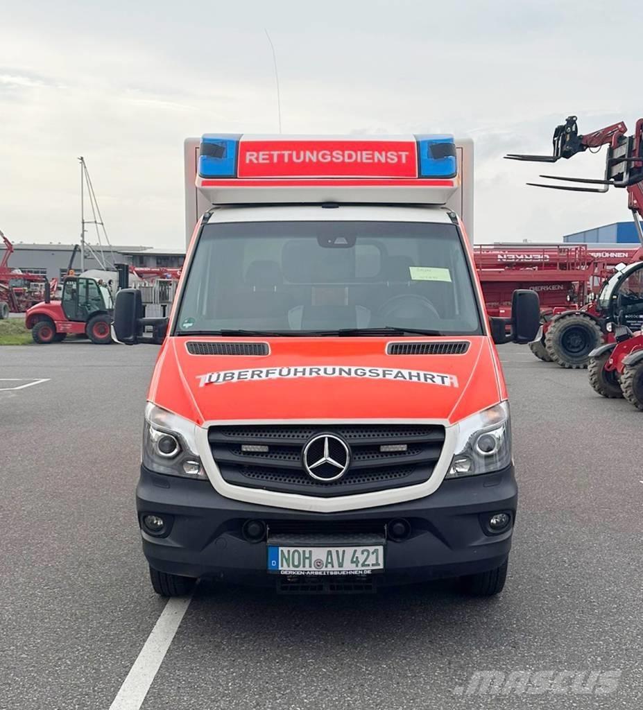 Mercedes-Benz 1032 Ambulanse