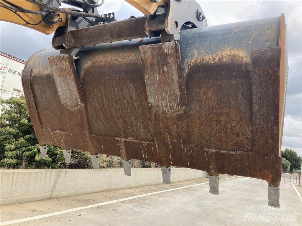 Liebherr L 526 Hjullastere