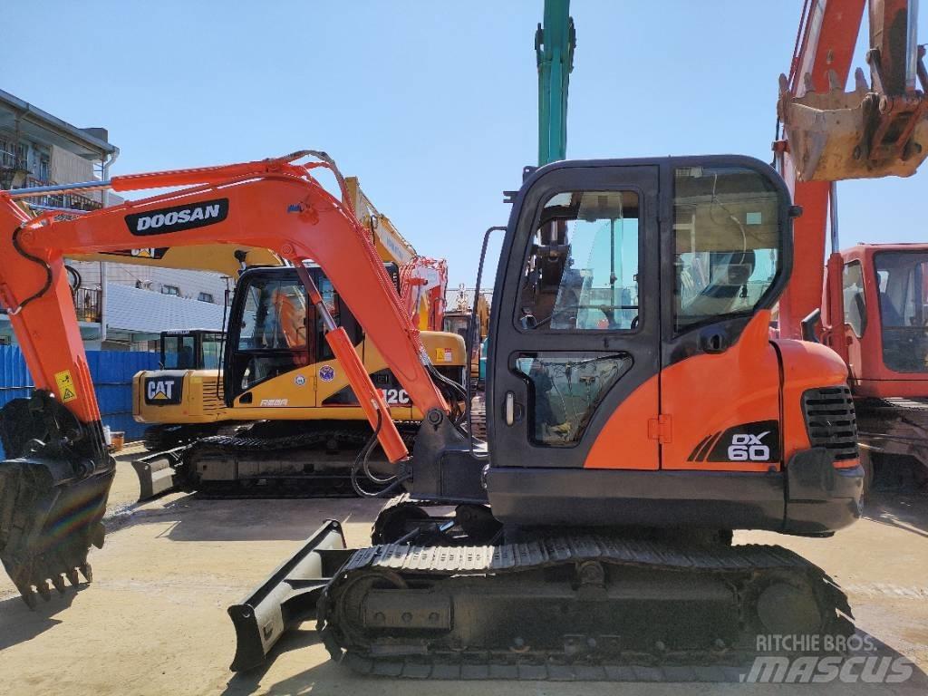 Doosan DX 60 Beltegraver