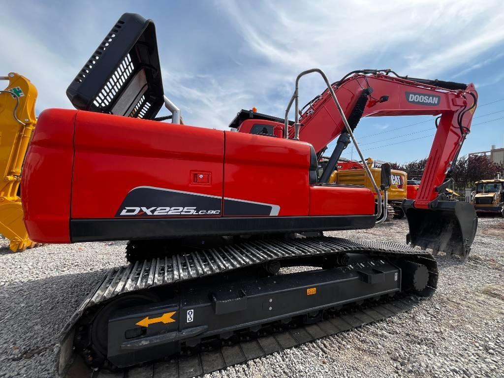 Doosan DX 225 Beltegraver