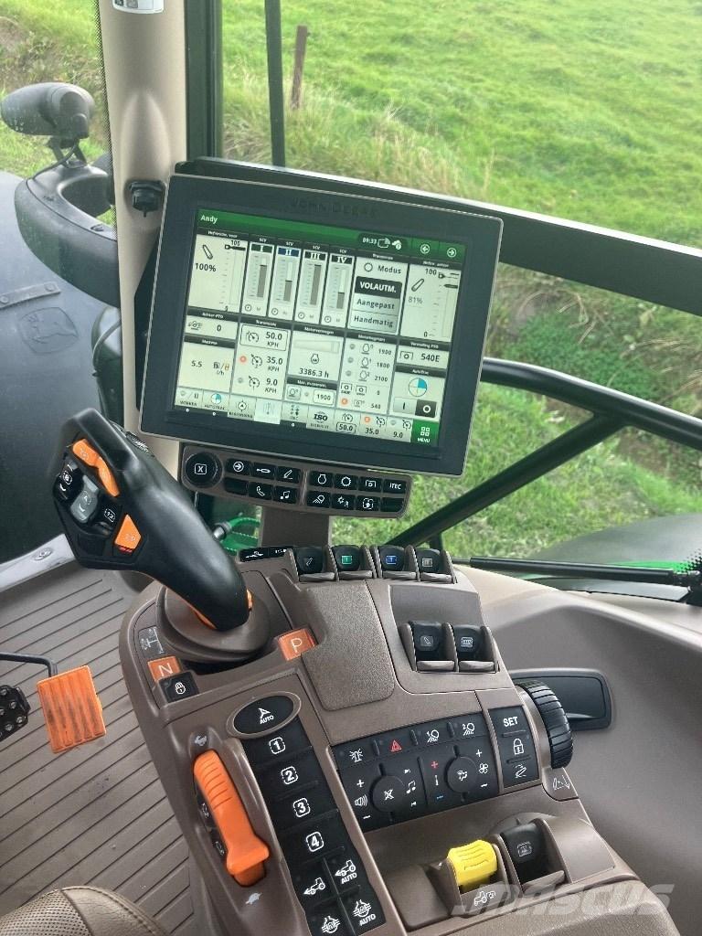 John Deere 6155 R Traktorer