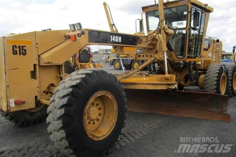 CAT 140H Veihøvler