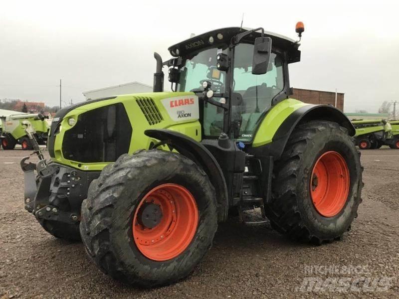 CLAAS AXION 810 Traktorer
